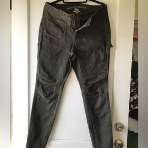 Duluth trading work pants army green size 10